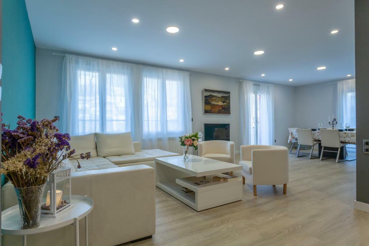 Gran Via Deluxe Apartment Granada Ngoại thất bức ảnh